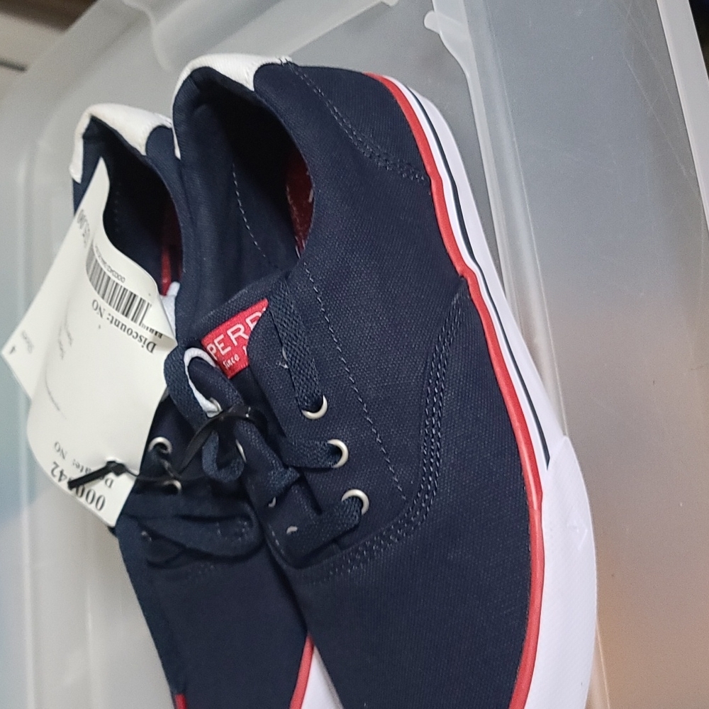 NEW Sperry